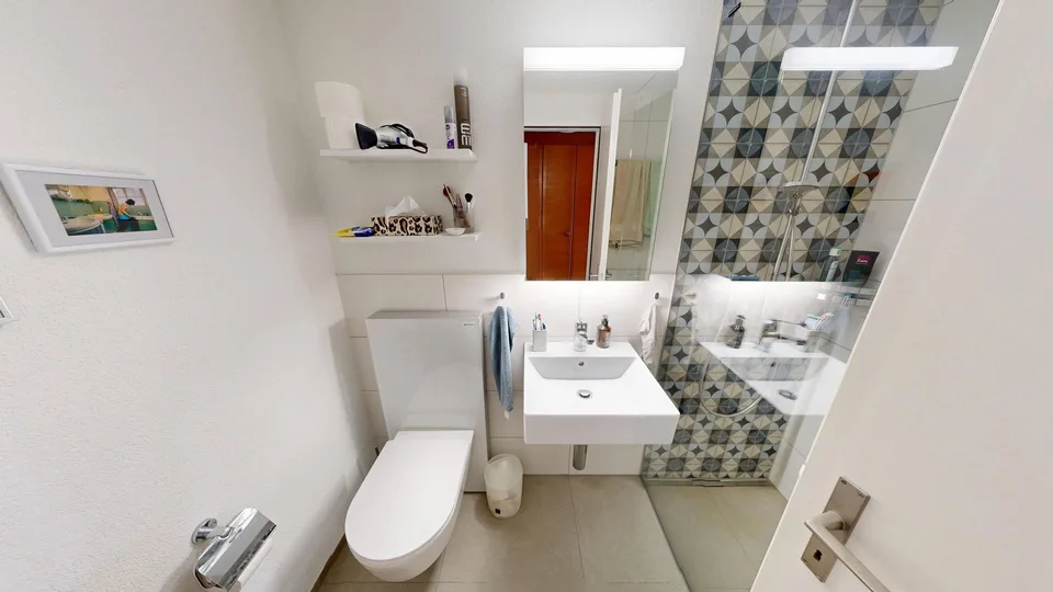 2.5-room apartment with lake view in Gunten