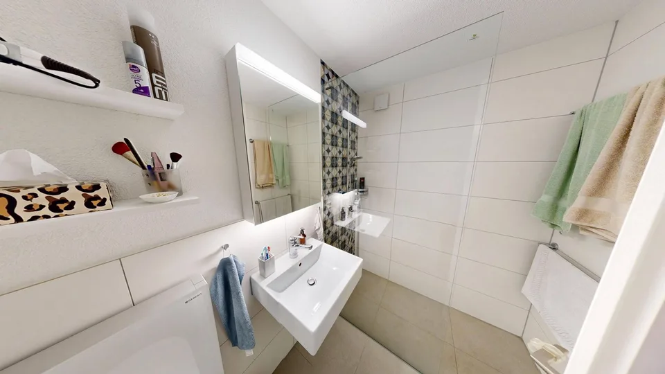2.5-room apartment with lake view in Gunten
