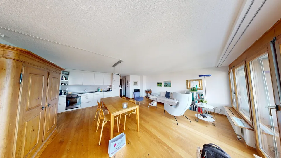 2.5-room apartment with lake view in Gunten