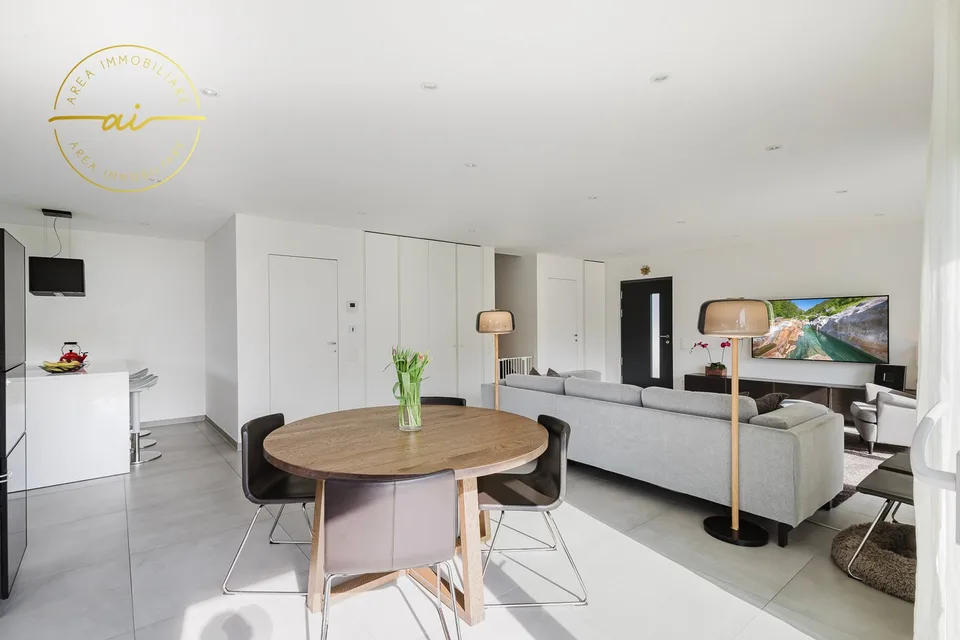 Villa moderne unifamiliale avec jardin à Ligornetto