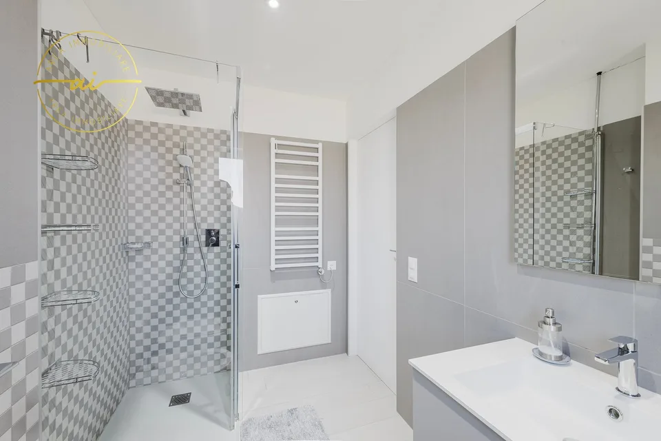 Villa moderne unifamiliale avec jardin à Ligornetto