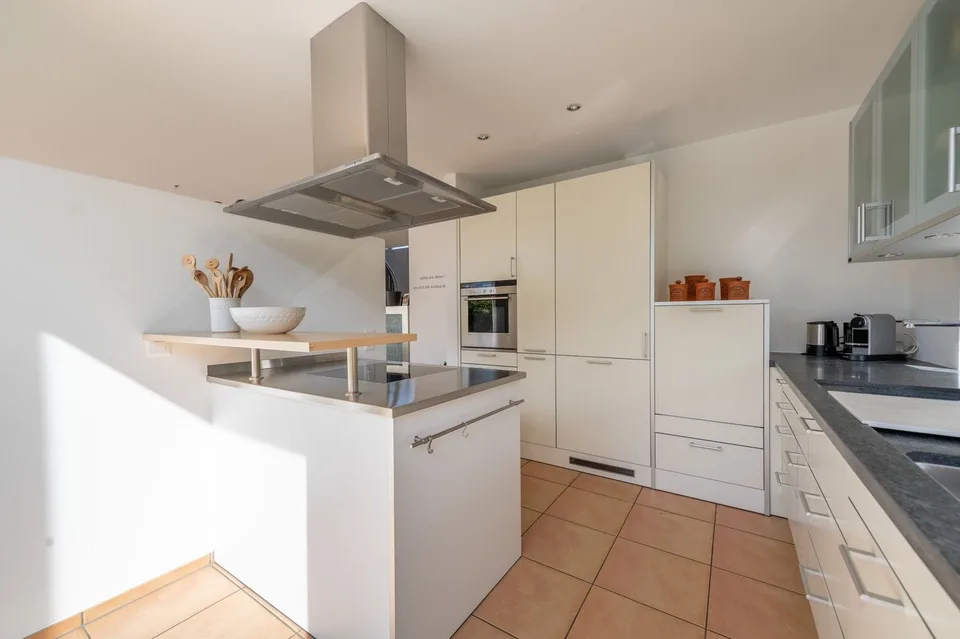 A residential dream for the highest standards - stylish, bright, and close to nature