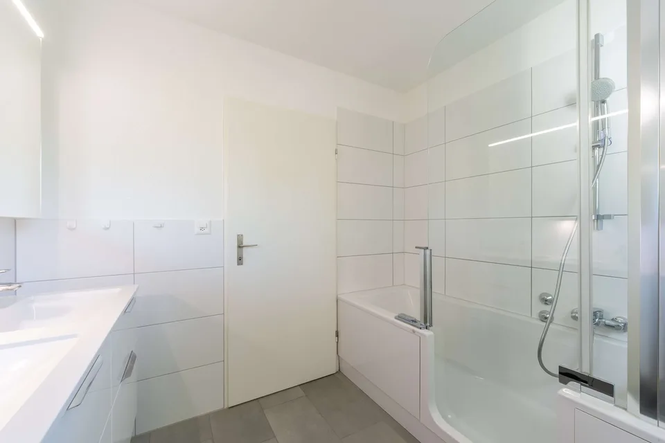 Charmant appartement 3.5 pièces avec balcon et belle vue à Baden