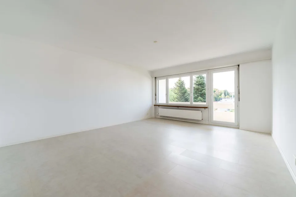 Charmant appartement 3.5 pièces avec balcon et belle vue à Baden