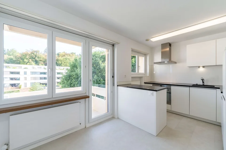Charmant appartement 3.5 pièces avec balcon et belle vue à Baden