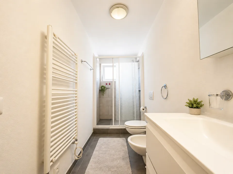 ACCOGLIENTE DUPLEX DI 4.5 LOCALI CON GRANDE SPAZIO ESTERNO PRIVATO A MAGLIASO