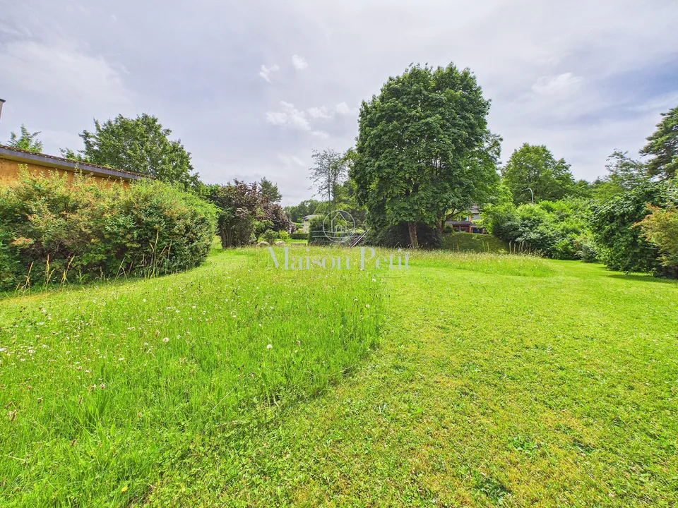 Perfetto per piccole famiglie, coppie o single - a Ebmatingen, 96m2 di spazio abitativo con loggia a vetri cerca nuovi proprietari.
