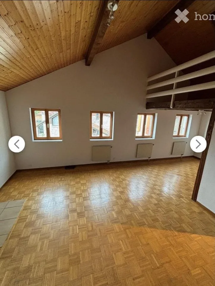Bright duplex apartment with 5.5 rooms in Morrens (VD)