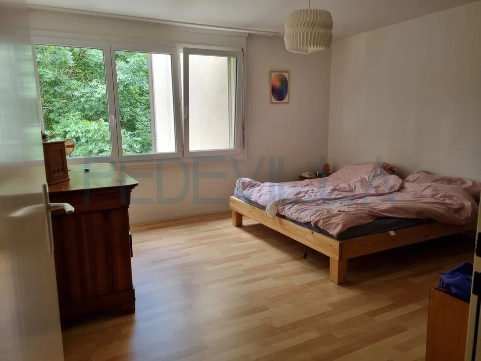 À louer - Bel appartement 4.5 pièces avec balcon et cheminée à Bienne