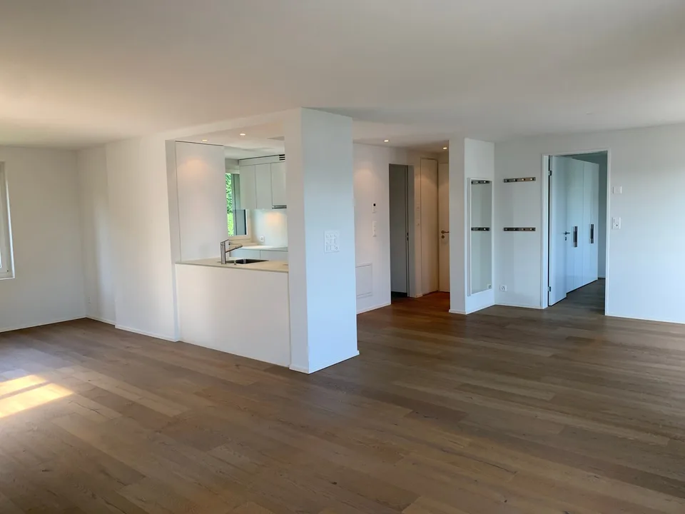 Moderne Wohnung an zentraler Lage - nur wenige Schritte vom See entfernt
