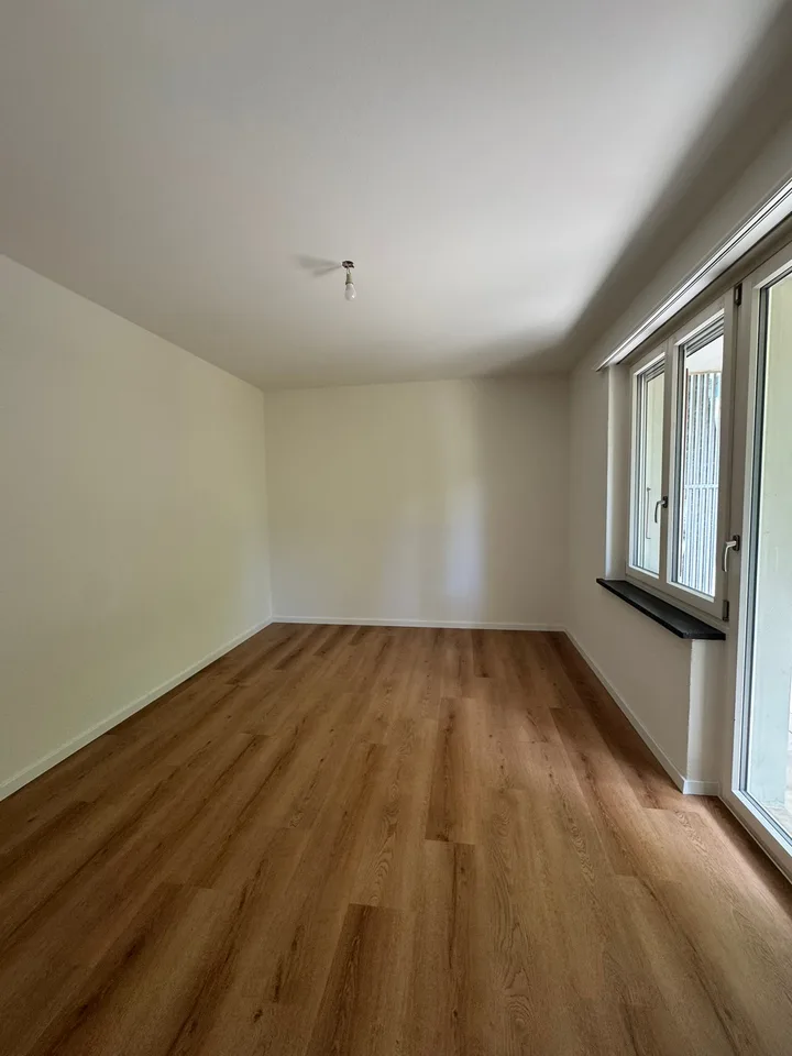 Gemütliche 2-Zimmerwohnung mit eigenem Gartensitzplatz.