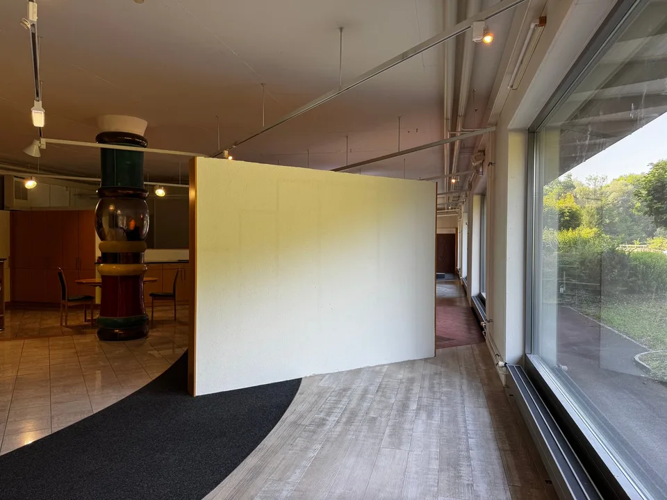 Spazio commerciale polivalente al piano terra 335 m²