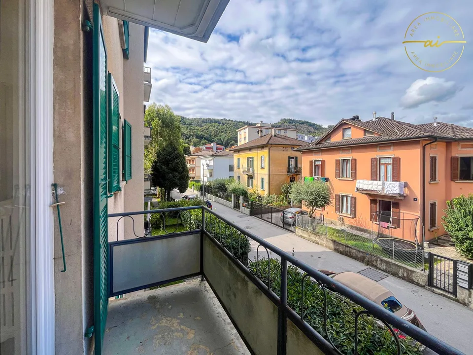 Appartement 3,5 pièces avec double balcon à Chiasso