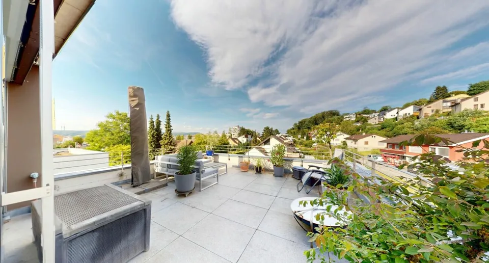 Sole dal mattino alla sera! La tua nuova casa con terrazza in mansarda