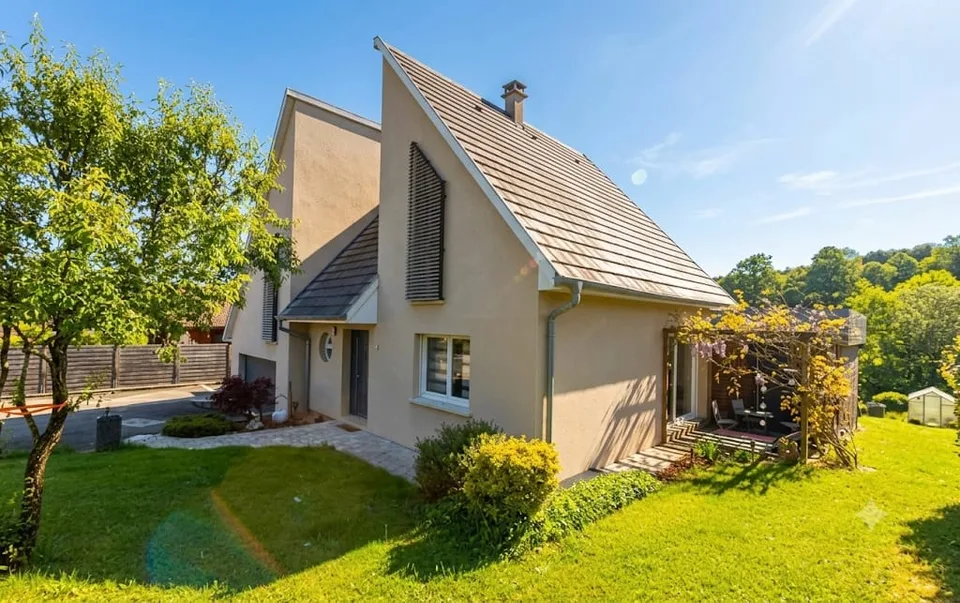 Maison contemporaine sur 14,40 ares