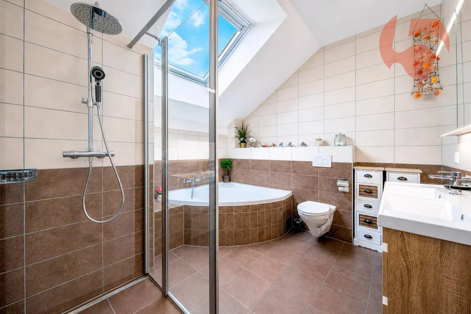 Bellissima villa di 4.5 locali con vista panoramica sul Giura e la campagna circostante