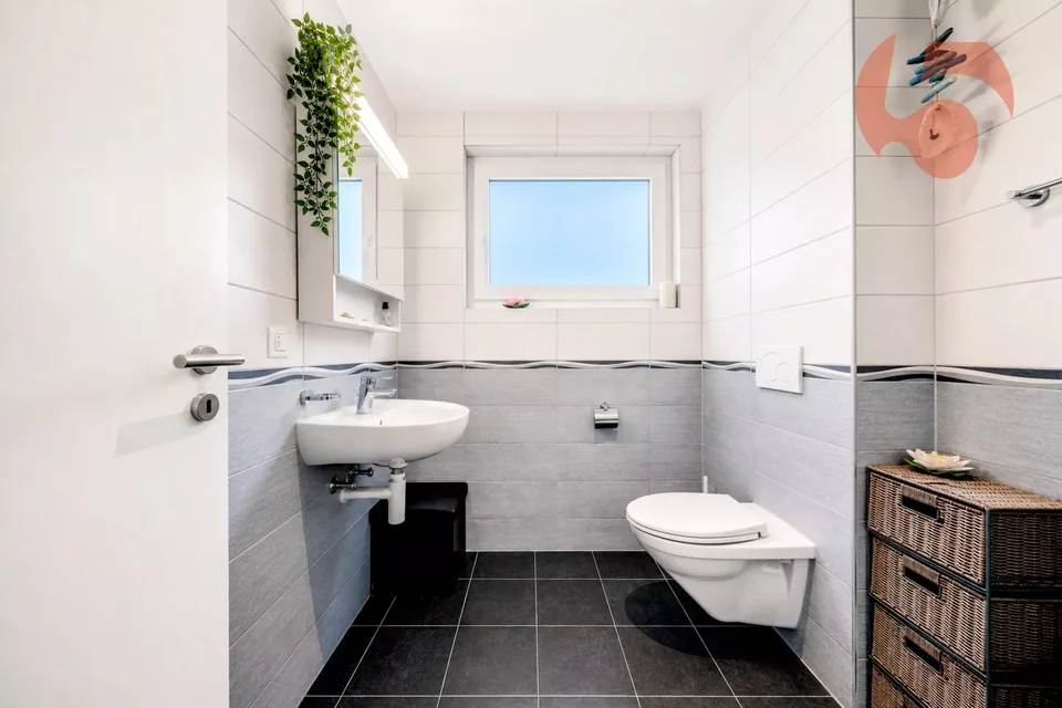 Bellissima villa di 4.5 locali con vista panoramica sul Giura e la campagna circostante