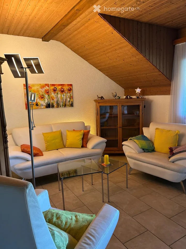 Charmante 2.5-Zimmer-Maisonette-Wohnung - Befristet bis Januar 2030