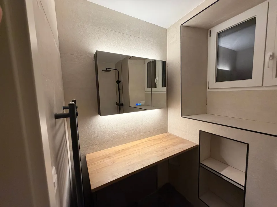 3 wunderschöne Apartments mit 2,5 bis 3,5 Zimmern und Seeblick in Saint-Blaise zur Miete