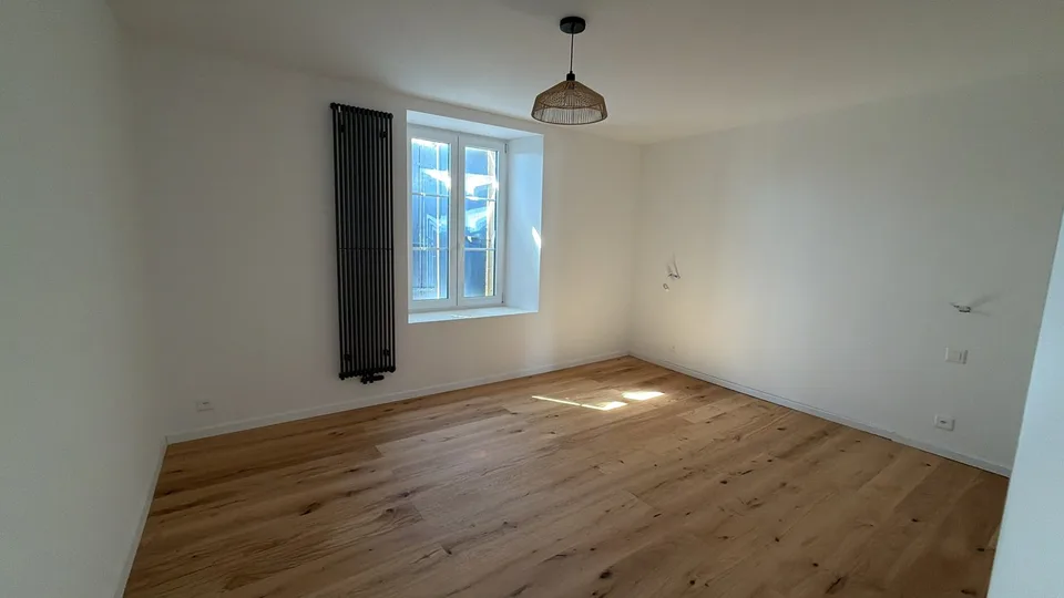 3 wunderschöne Apartments mit 2,5 bis 3,5 Zimmern und Seeblick in Saint-Blaise zur Miete