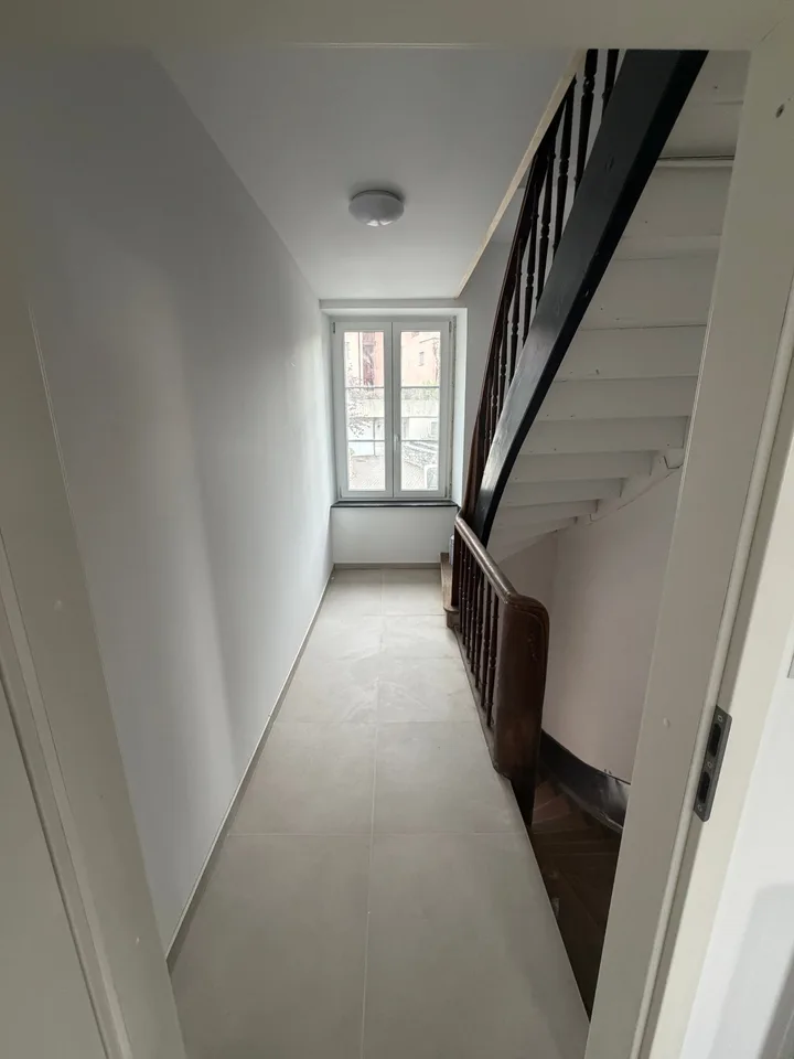 3 wunderschöne Apartments mit 2,5 bis 3,5 Zimmern und Seeblick in Saint-Blaise zur Miete