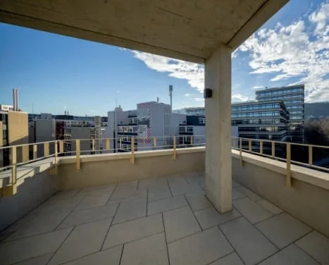 Moderne, helle 4.5-Zimmer-Wohnung mit Balkon in Zürich-Binz