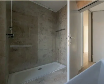 Moderne, helle 4.5-Zimmer-Wohnung mit Balkon in Zürich-Binz