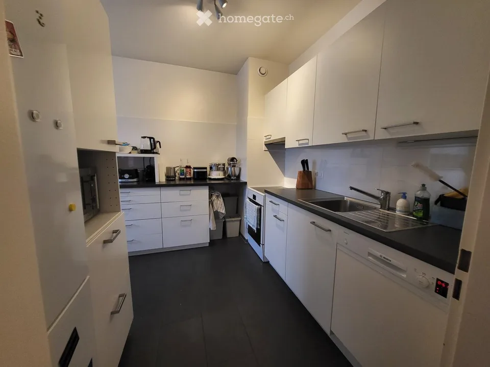 Zimmer möbliert 12 m² zur Untervermietung in Grand-Lancy