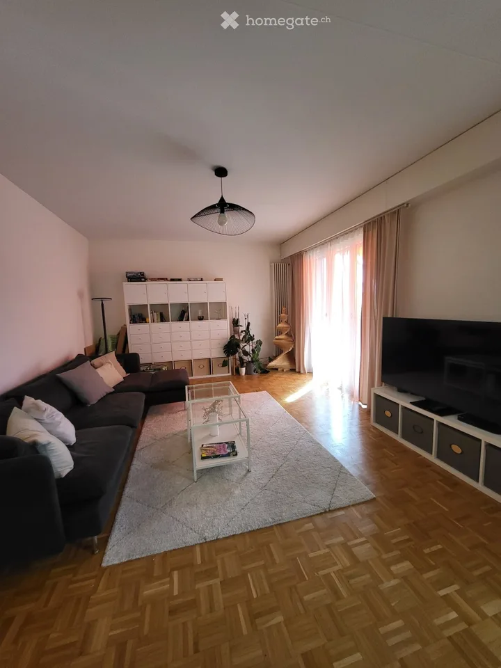Zimmer möbliert 12 m² zur Untervermietung in Grand-Lancy