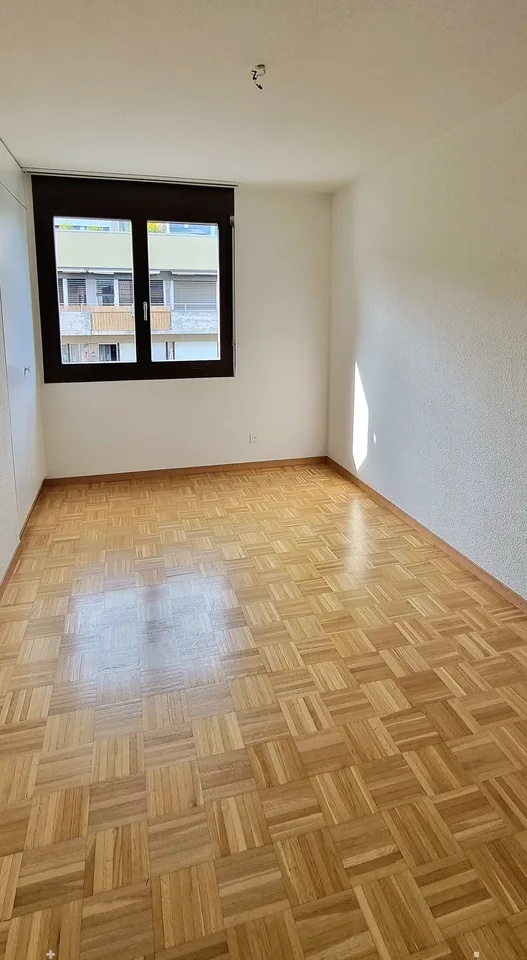 Grosszügige 4.5-Zimmer-Wohnung mit Balkon