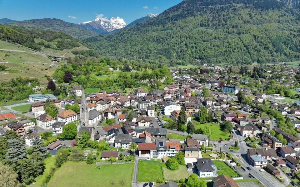 Terreno con progetto in vendita a Bex