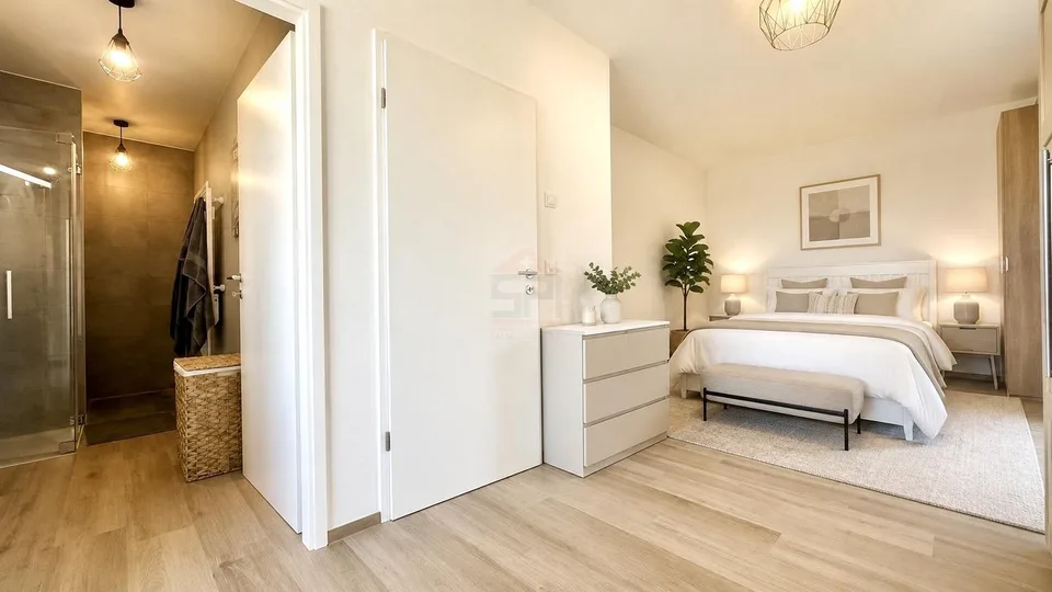 CASATAX - Prächtiges 3-Zimmer-Dachgeschoss mit umlaufender Terrasse