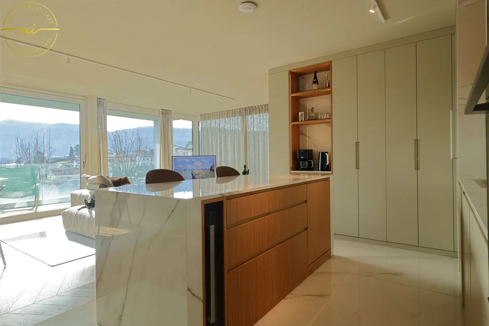 APPARTEMENT DE 3.5 PIÈCES DE DESIGN RAFFINÉ AVEC FINITIONS DE LUXE