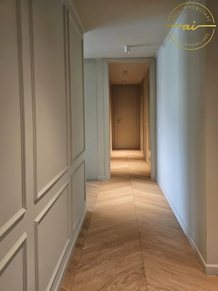 APPARTEMENT DE 3.5 PIÈCES DE DESIGN RAFFINÉ AVEC FINITIONS DE LUXE