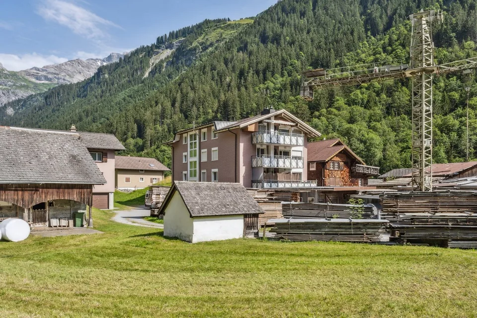 Zwischen Bergstille und lebendiger Dorfkultur