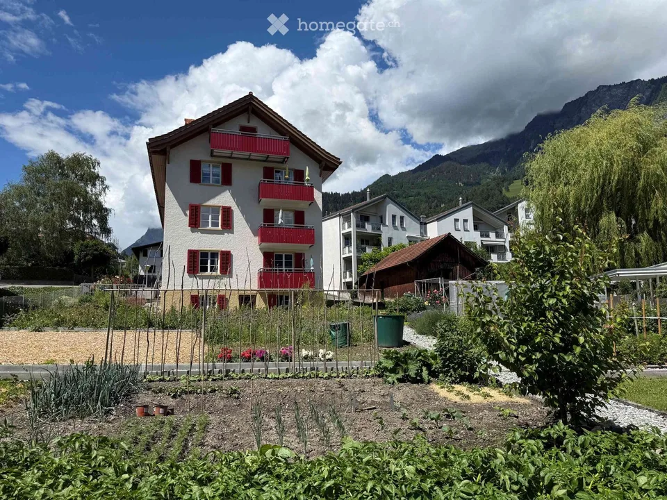 Appartamento di 4 locali nostalgico luminoso con giardino paradisiaco