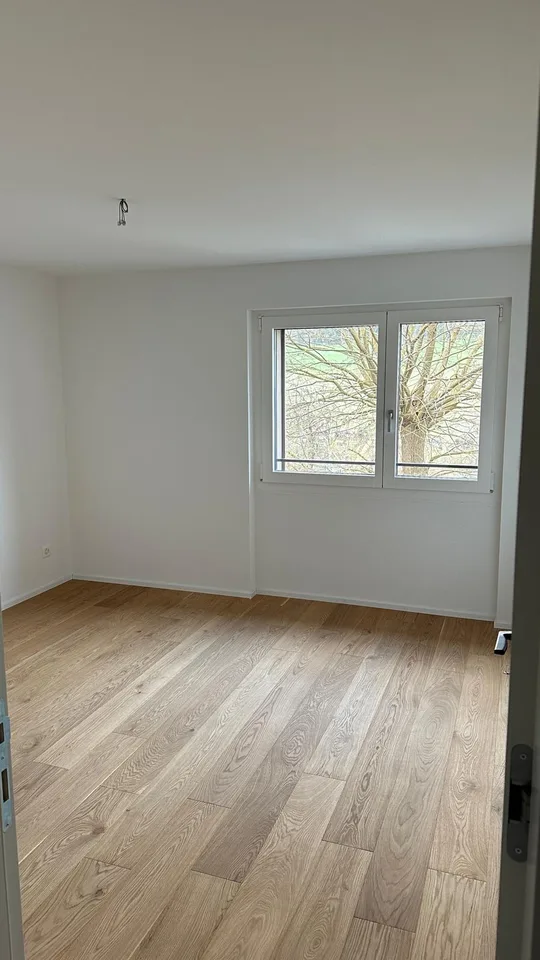 Last available 3.5-room apartment - Modern living with a view of the green