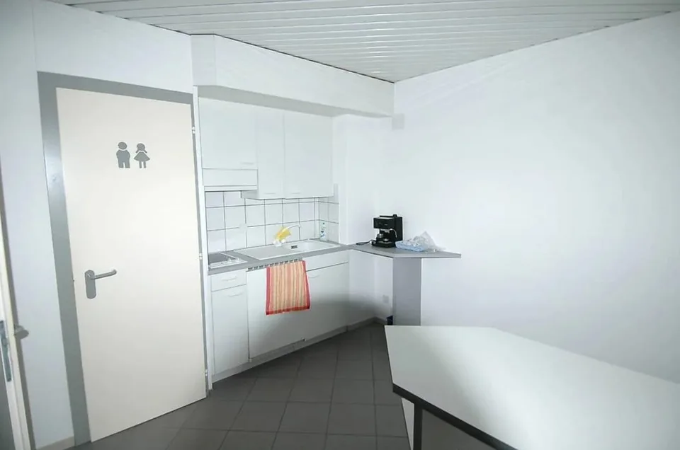 Flexible Büro-/Praxisfläche mit Parkplatz in Grenchen, 194 m²