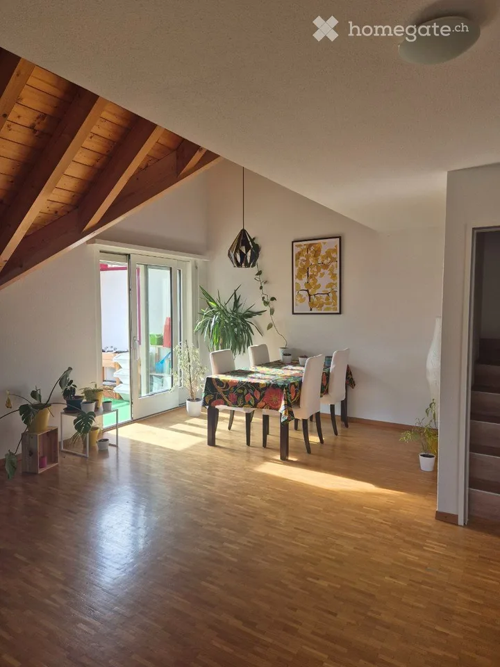 Large 44 m2 room on the floor of a 3-person shared apartment