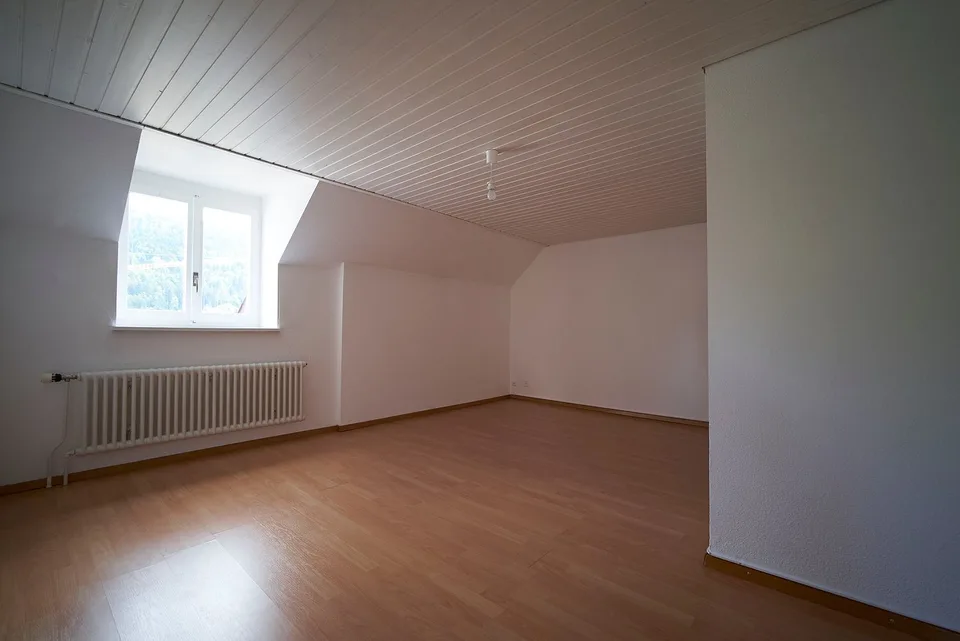 Charmant et très lumineux appartement de 3 chambres avec cuisine et salle de bain séparées