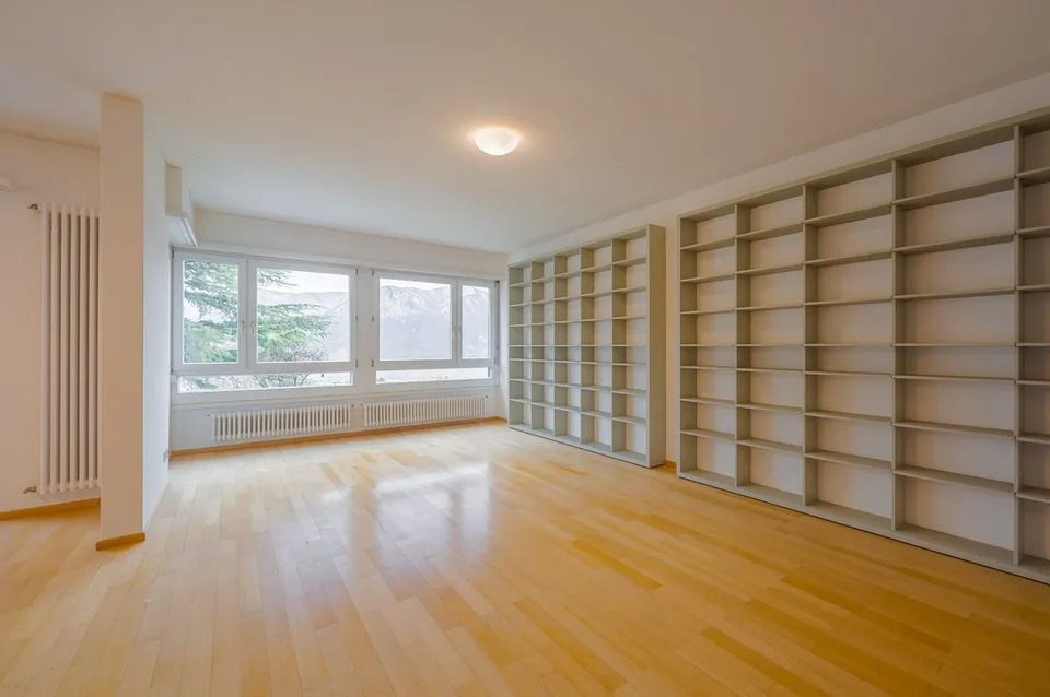 Dachwohnung mit 5.5 Zimmern und Seeblick