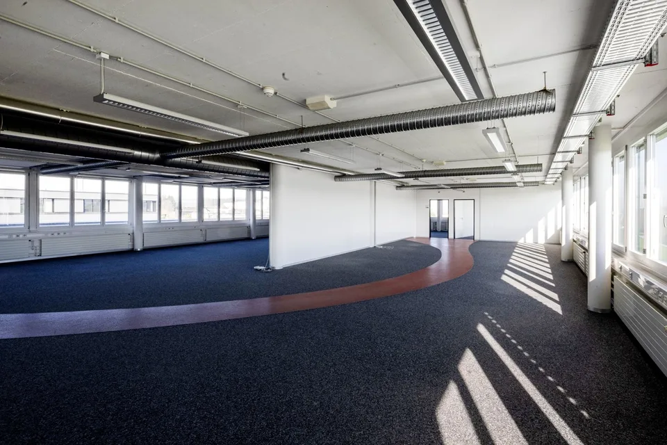 Moderne Büroflächen mit Kombinationsmöglichkeiten in Cham