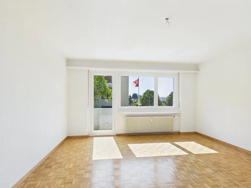 Appartement lumineux 4.5 pièces avec balcon ensoleillé à Aarwangen – disponible immédiatement !