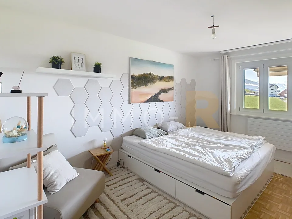 Prächtiges 3.5-Zimmer-Wohnung komplett renoviert