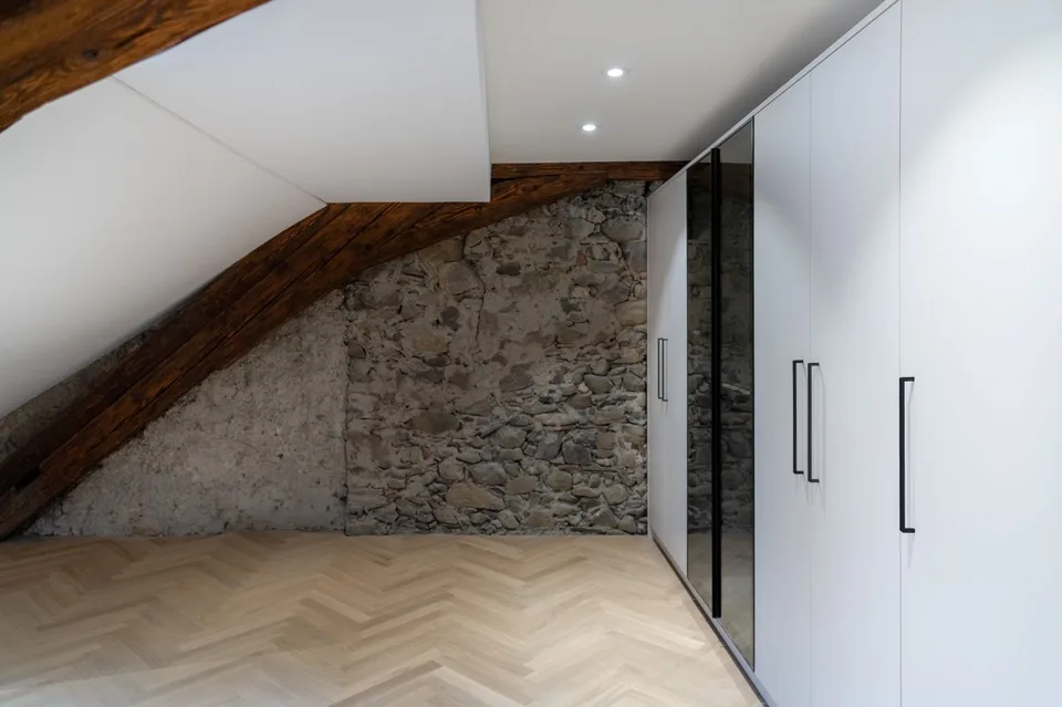 Charmante, kernsanierte 4.5-Zimmer-Dachmaisonettewohnung