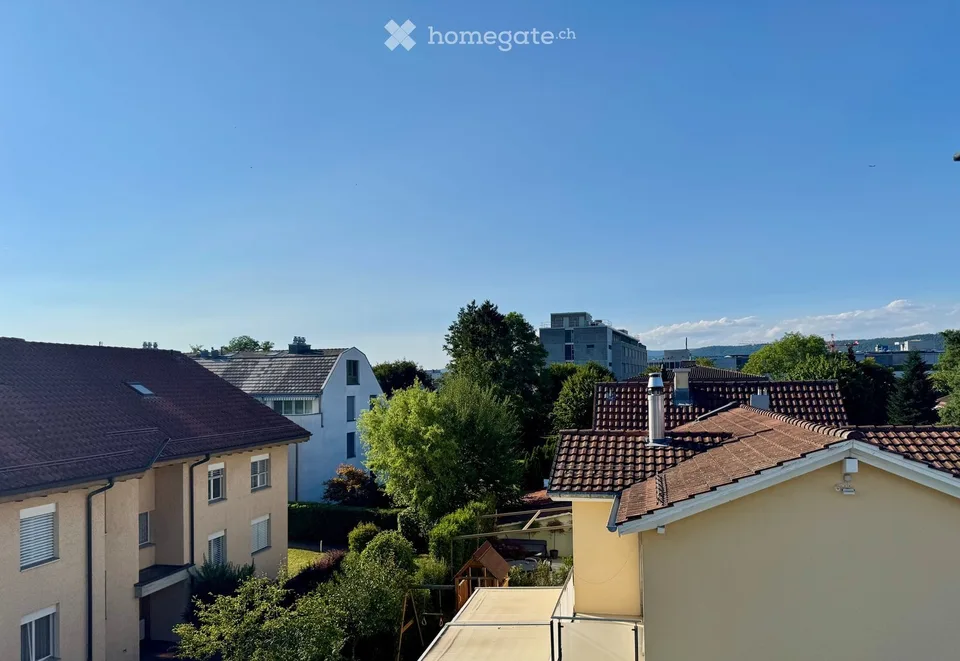 Hier endet Ihre Suche! Single - Dachwohnung mit Charme