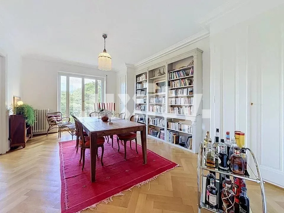 Prästiges Haussmannien-Apartment in der Nähe des Parc Bertrand