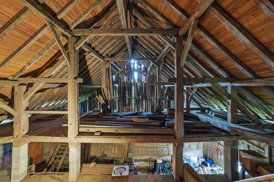 Haus im Dorfstil zum Umbauen