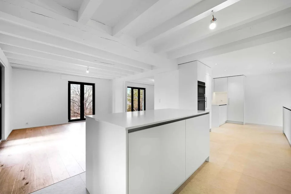 Bellissima villa individuale, completamente ristrutturata, 6,5 locali - Quartiere residenziale