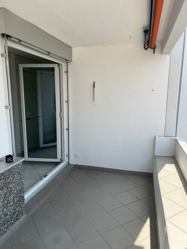 Appartement spacieux 5.5 pièces sur la rue principale à Biberist – disponible immédiatement !